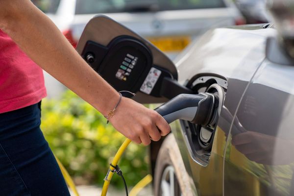 Foto: ISAK - Beim Kauf eines gebrauchten E-Autos gibt es Besonderheiten zu beachten Foto: ISAK - Beim Kauf eines gebrauchten E-Autos gibt es Besonderheiten zu beachten